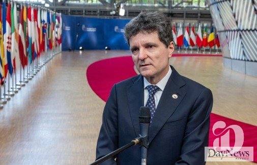 Nicușor Dan presedintele Romaniei și Emil Constantinescu: Paralela Marilor Blocaje