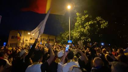 Aproximativ 1.000 de susținători ai lui Călin Georgescu, la Arestul Central. Protestele ajung la a cincea zi