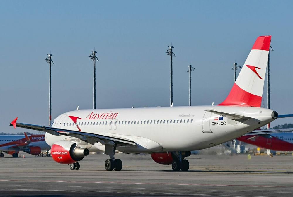 Alertă cu bombă pe cursa Tel Aviv–Viena: 57 de persoane au aterizat în siguranță la Sofia, sub escortă militară