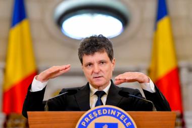 Nicușor Dan pregătește a patra desemnare de premier. Consultări luni la Cotroceni, după cinci luni de criză