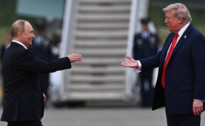 Bursele cresc după acordul Trump–Putin pentru motorină. Petrolul încheie însă ședința pe plus